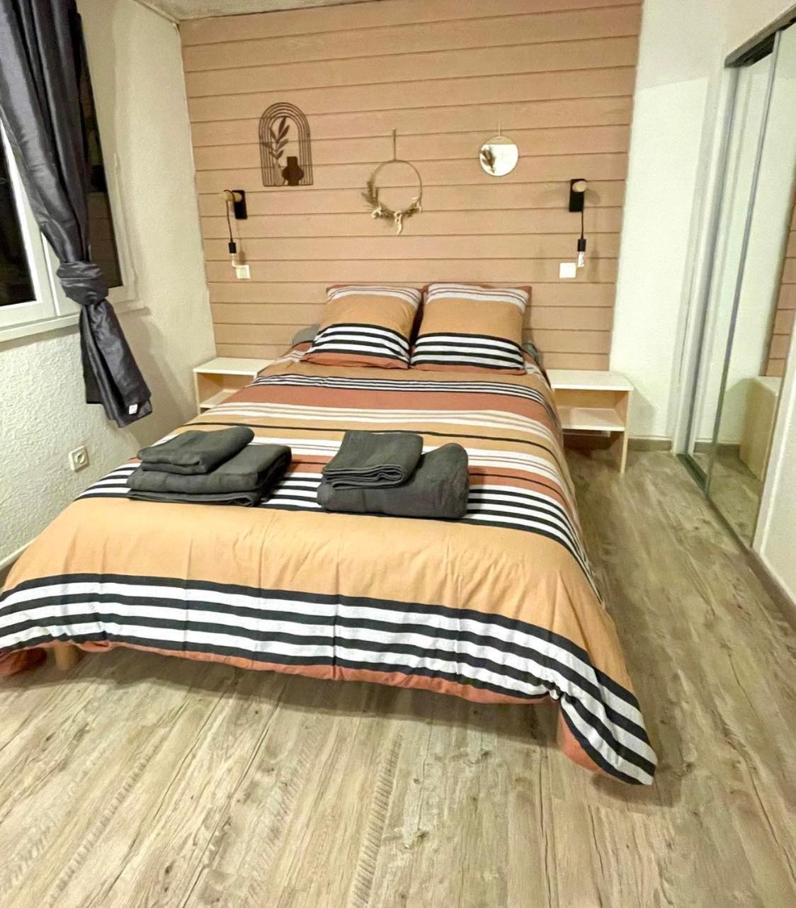 Bielle Appartement Avec Piscine En Vallee D'Ossau מראה חיצוני תמונה